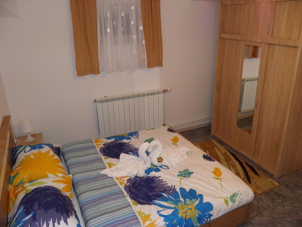 Apartman Marko โอกูลิน ภายนอก รูปภาพ
