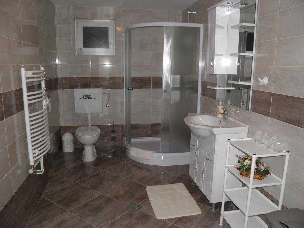 Apartman Marko โอกูลิน ภายนอก รูปภาพ